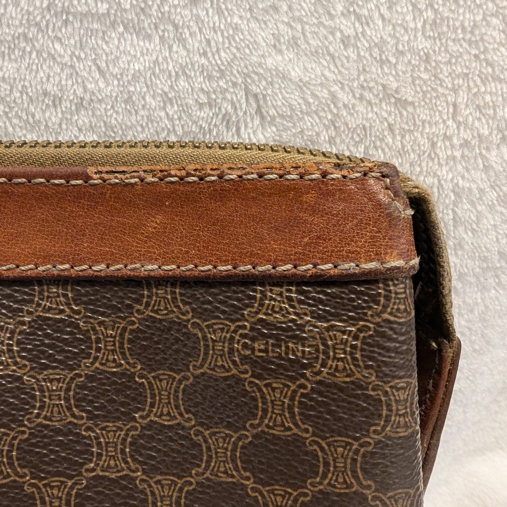 Celine - Vintage Leather Clutch Pouch Bag - Picture 3 of 15